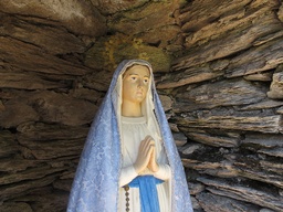 LOURDES JULIO